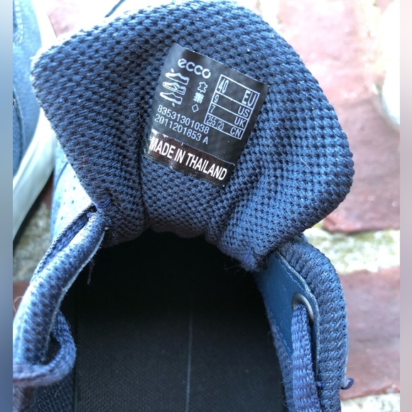 Ecco Exostride women’s blue walking shoe,  size 9-9.5 - Picture 5 of 9